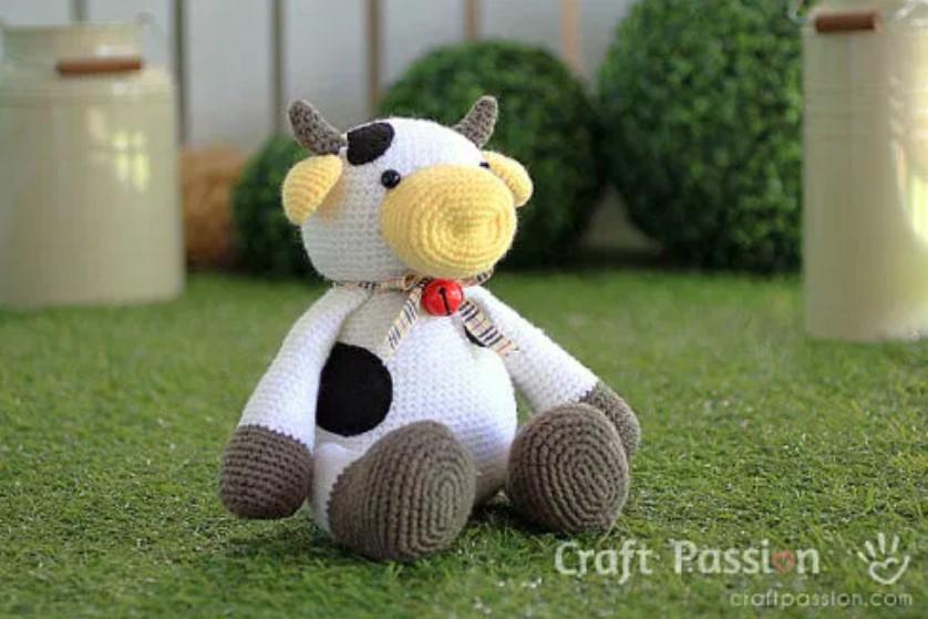 25 Free Amigurumi Cow Patterns (for Any Skill Level) – amigurumi cow free pattern amigurumi cow free pattern