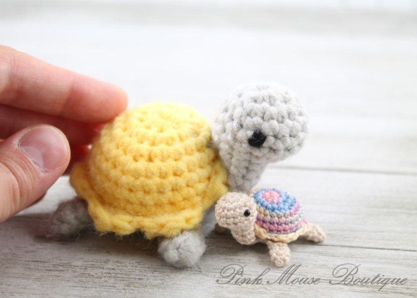 Cute Turtle Family Amigurumi by Pink Mouse Boutique