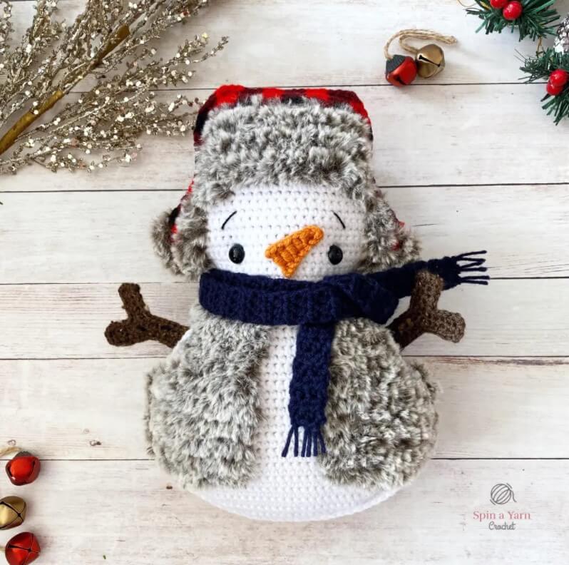 Cozy Snowman Free Crochet Pattern