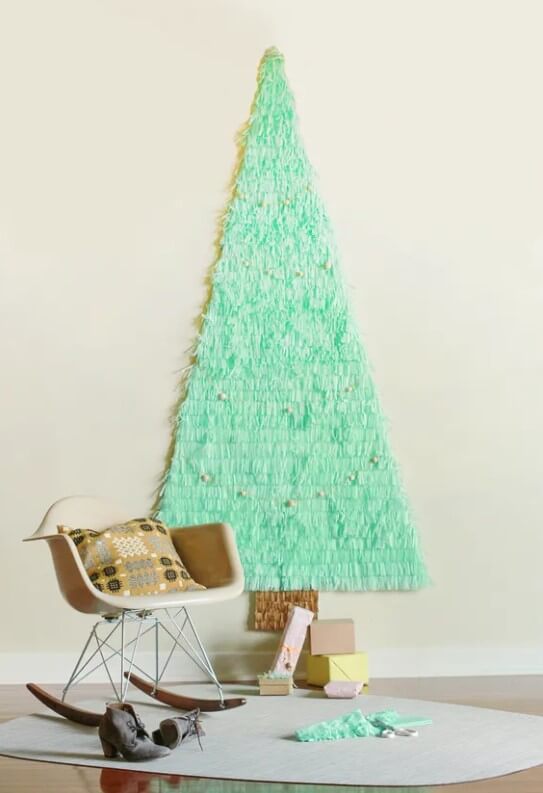 31 Best DIY Christmas Tree Ideas to Try This Year – DIY Fringe Christmas Tree DIY Fringe Christmas Tree