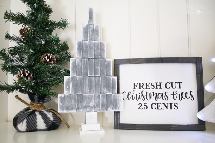 31 Best DIY Christmas Tree Ideas to Try This Year – DIY Rustic Christmas Tree DIY Rustic Christmas Tree