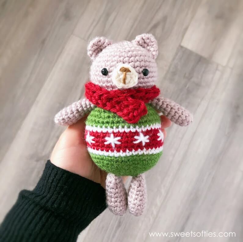25 Free Christmas Crochet & Amigurumi Patterns to Try – Ornament Bear Amigurumi Ornament Bear Amigurumi