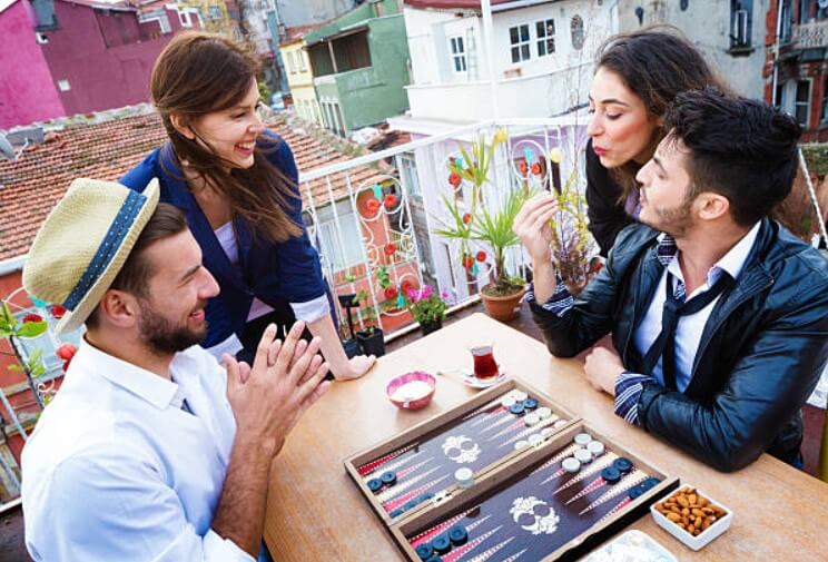 Backgammon with Friends