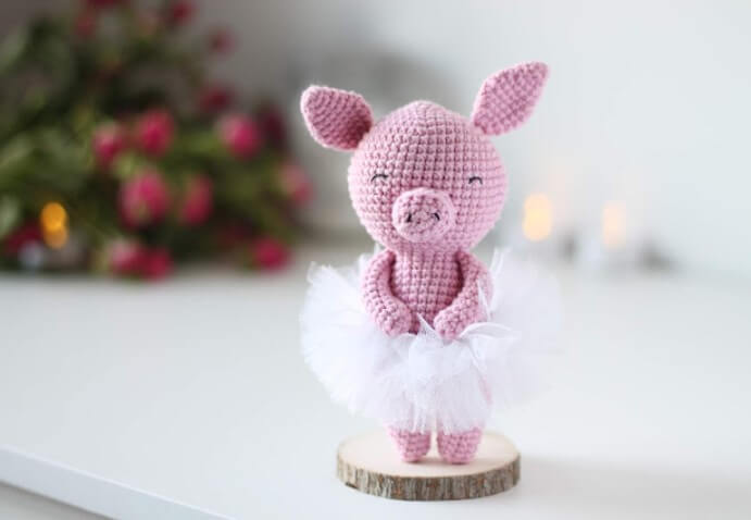 Ballerina Pig Amigurumi Free Pattern